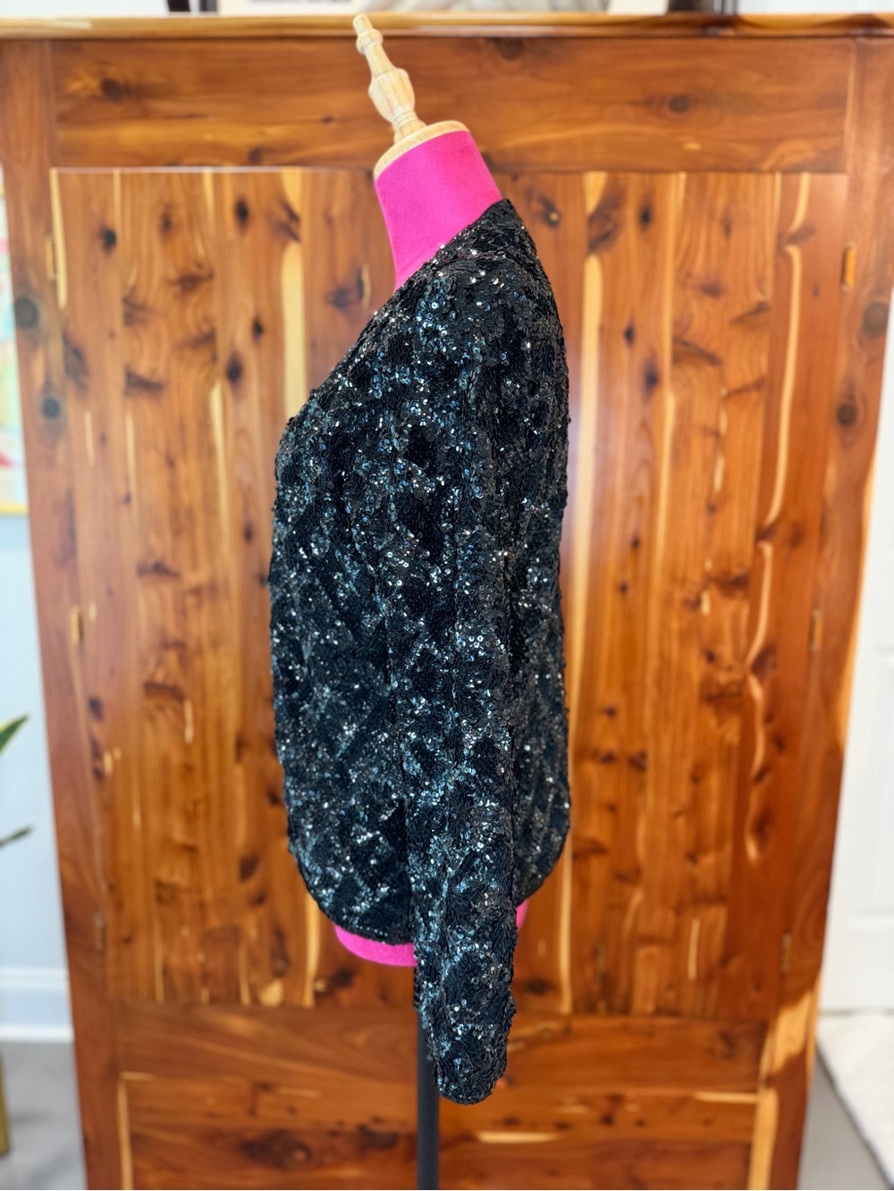 Vintage 60-70s Sparkle Heavy Sequin Black Wool Cardigan Size 42  Fits like Small - Picture 5 of 16